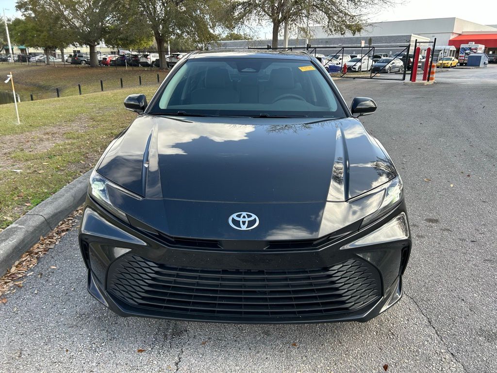 Thumbnail: 2025 Toyota Camry - 8