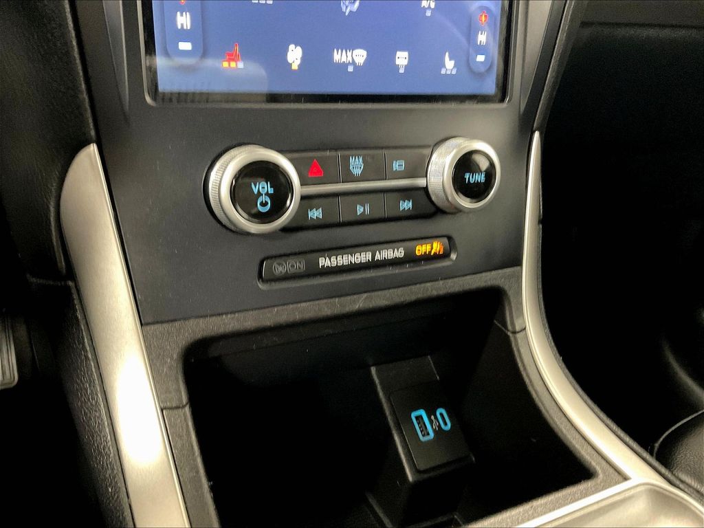 2023 Ford Edge — photo 25