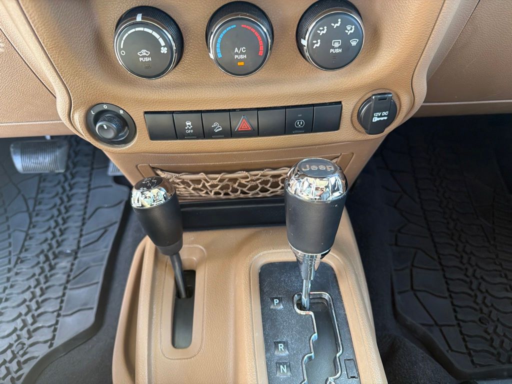 2013 Jeep Wrangler Sahara