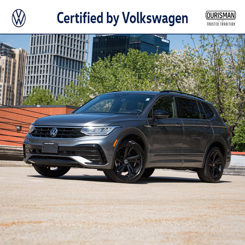 Platinum Gray Metallic 2023 Volkswagen Tiguan SE R-Line Black FWD SUV / Crossover Front-Wheel Drive 8-Speed Automatic