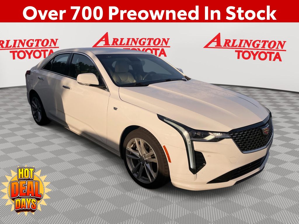2020 Cadillac CT4 Luxury's photo