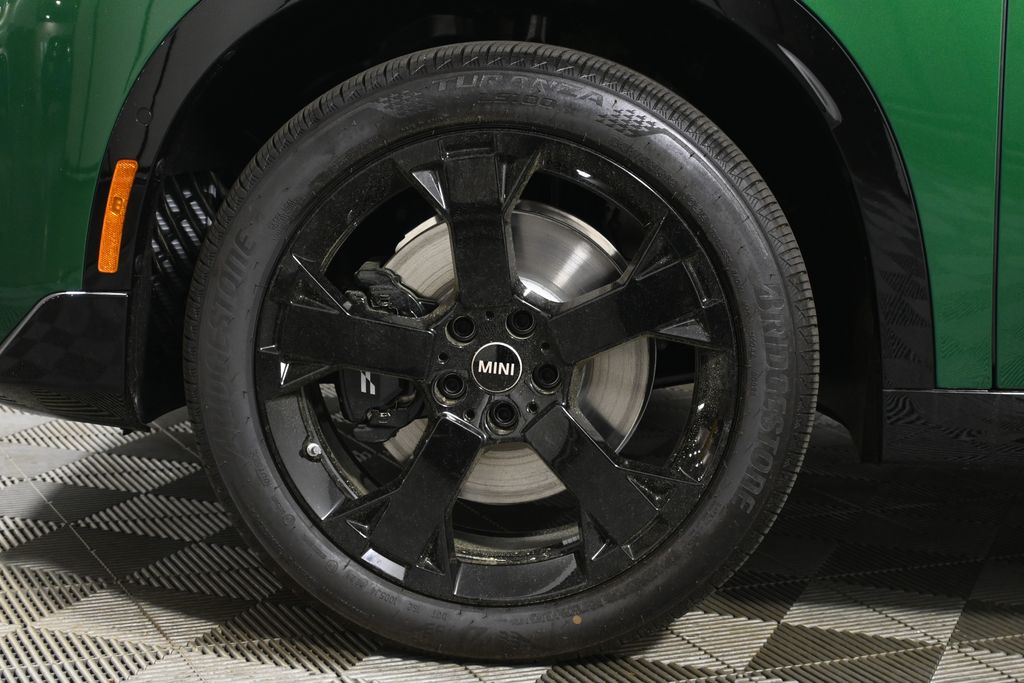Thumbnail: 2027 MINI Cooper Countryman - 12