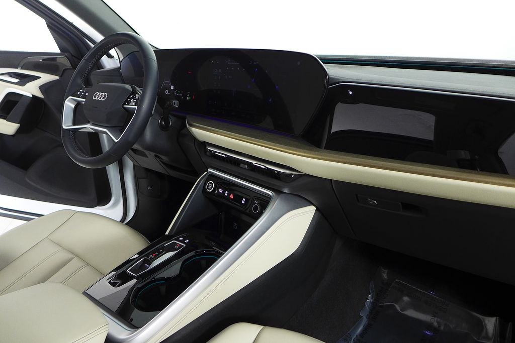 Thumbnail: 2025 Audi Q5 - 13