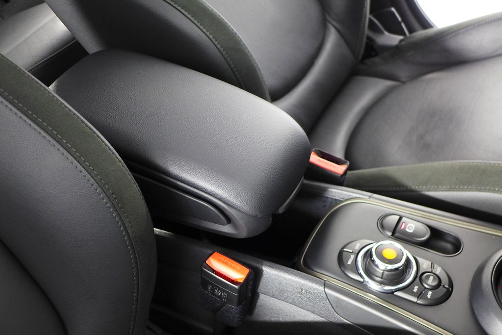 Thumbnail: 2020 MINI Cooper Countryman - 16