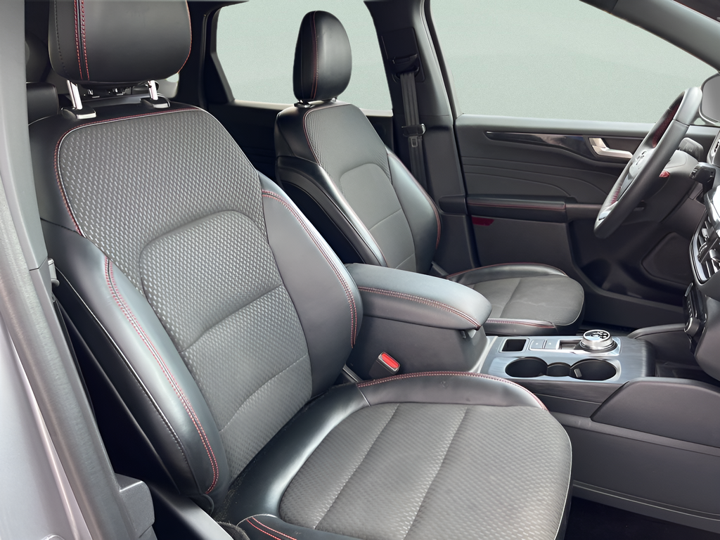 2024 Ford Escape ST-Line Select - Photo 13