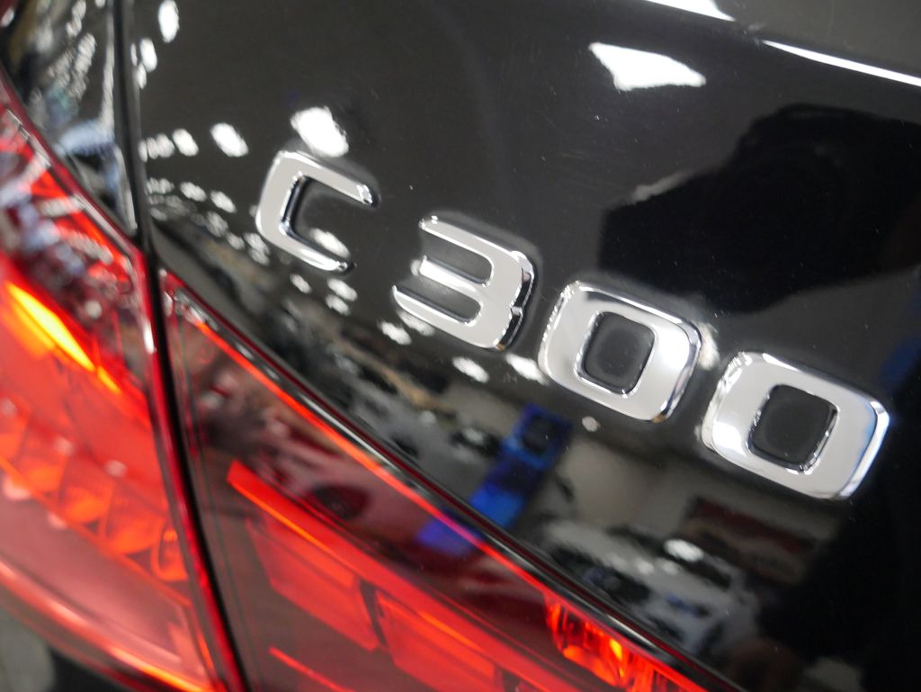 Thumbnail: 2023 Mercedes-Benz C-Class - 9