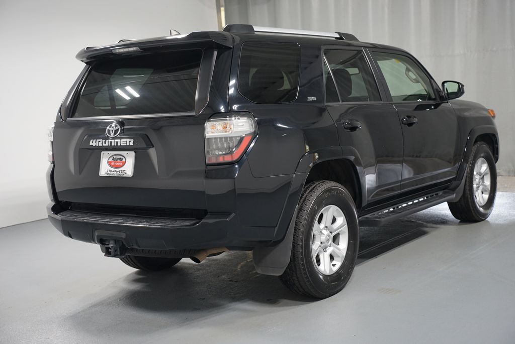 Thumbnail: 2022 Toyota 4Runner - 8