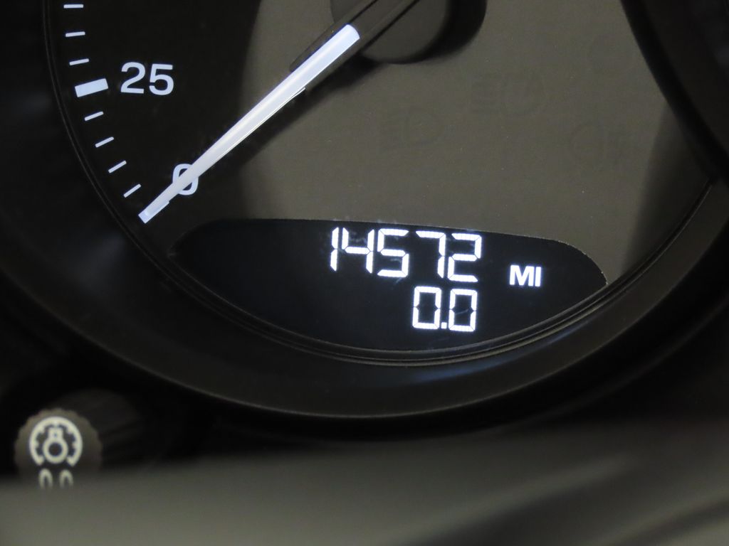 Thumbnail: 2024 Porsche Macan - 17