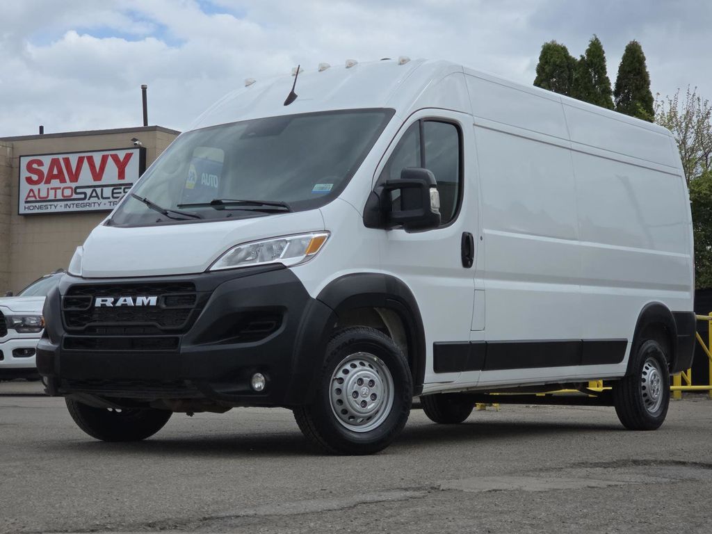 Bright White Clearcoat 2024 RAM ProMaster Van 9-Speed Automatic