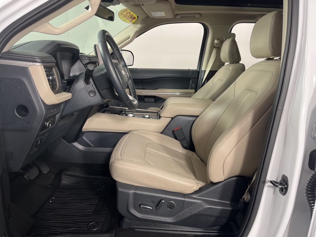 Thumbnail: 2023 Ford Expedition - 26