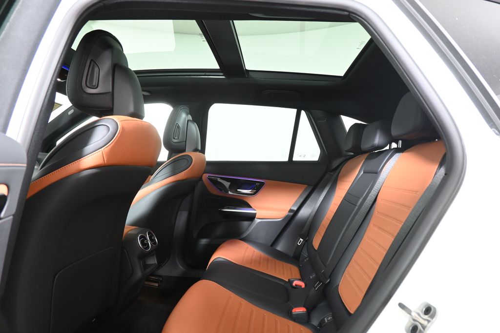 Thumbnail: 2025 Mercedes-Benz GLC - 26