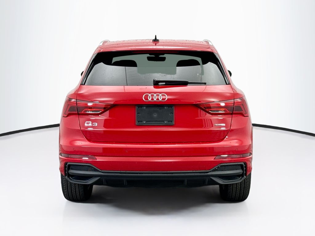 Thumbnail: 2025 Audi Q3 - 6