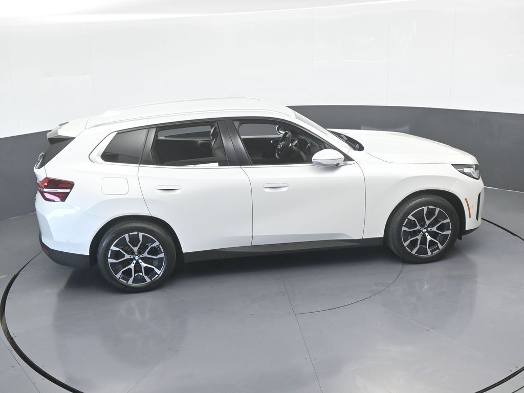 Used 2025 Mineral White Metallic BMW 30 xDrive image 57