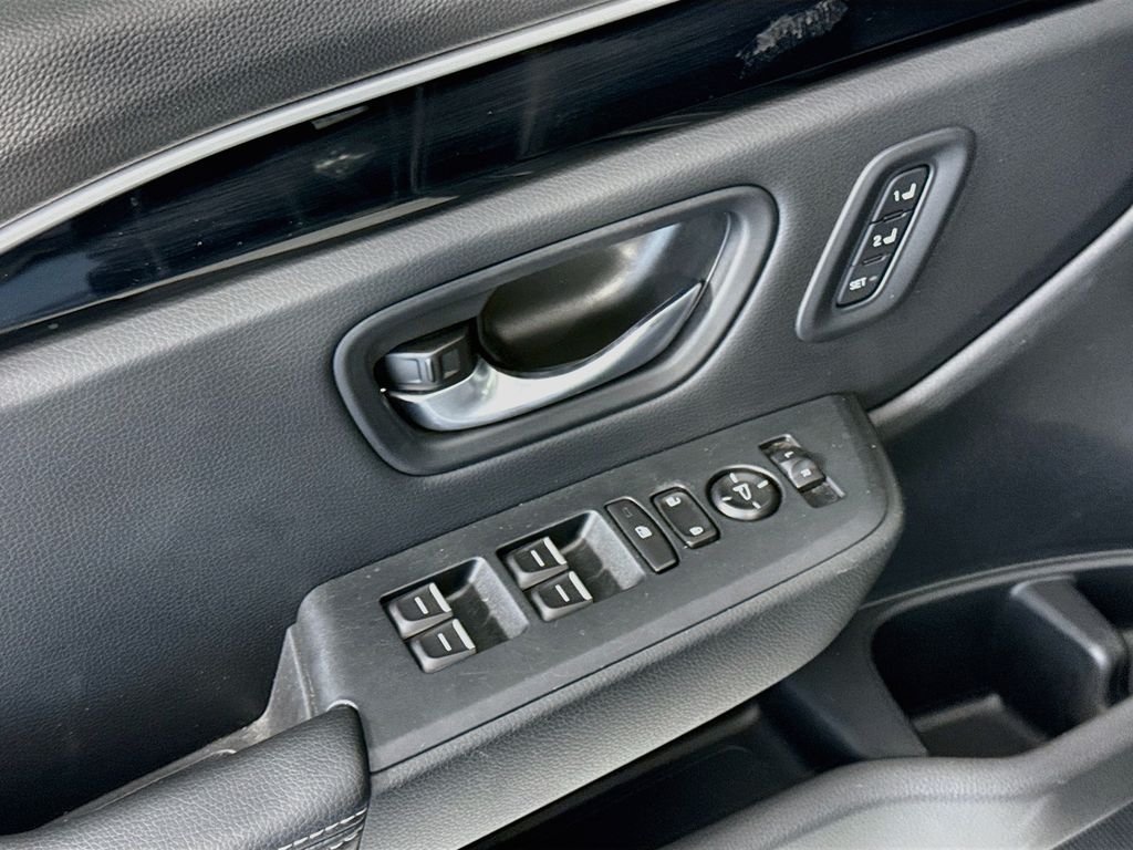 Thumbnail: 2025 Honda Pilot - 23
