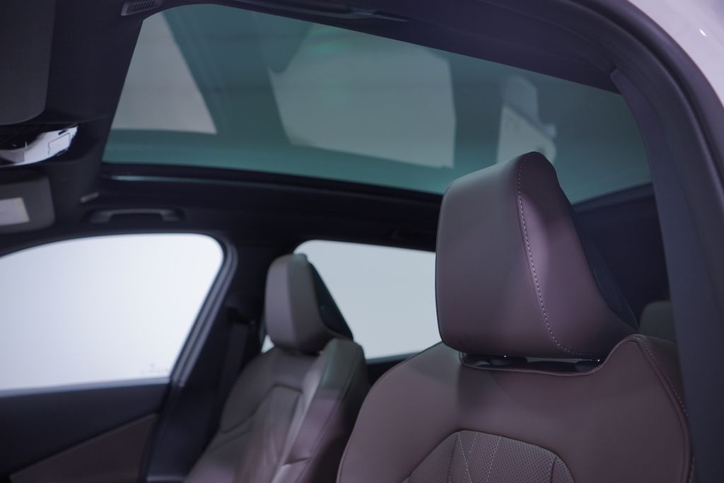 Thumbnail: 2026 BMW X3 - 8