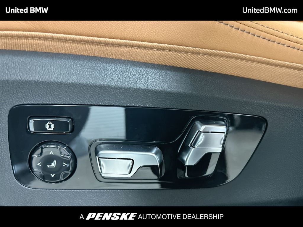 Thumbnail: 2026 BMW X5 - 12