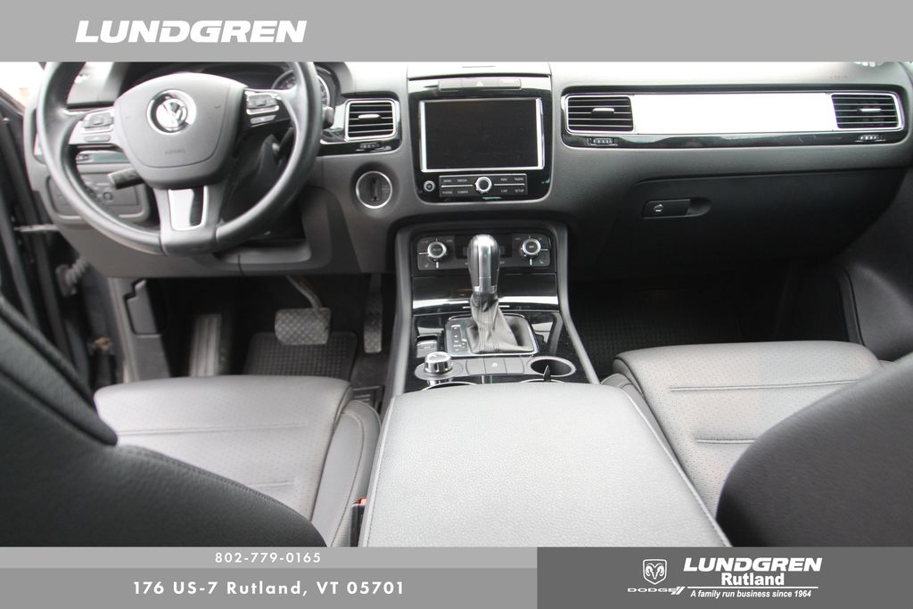 Used 2013 Volkswagen Touareg SUV