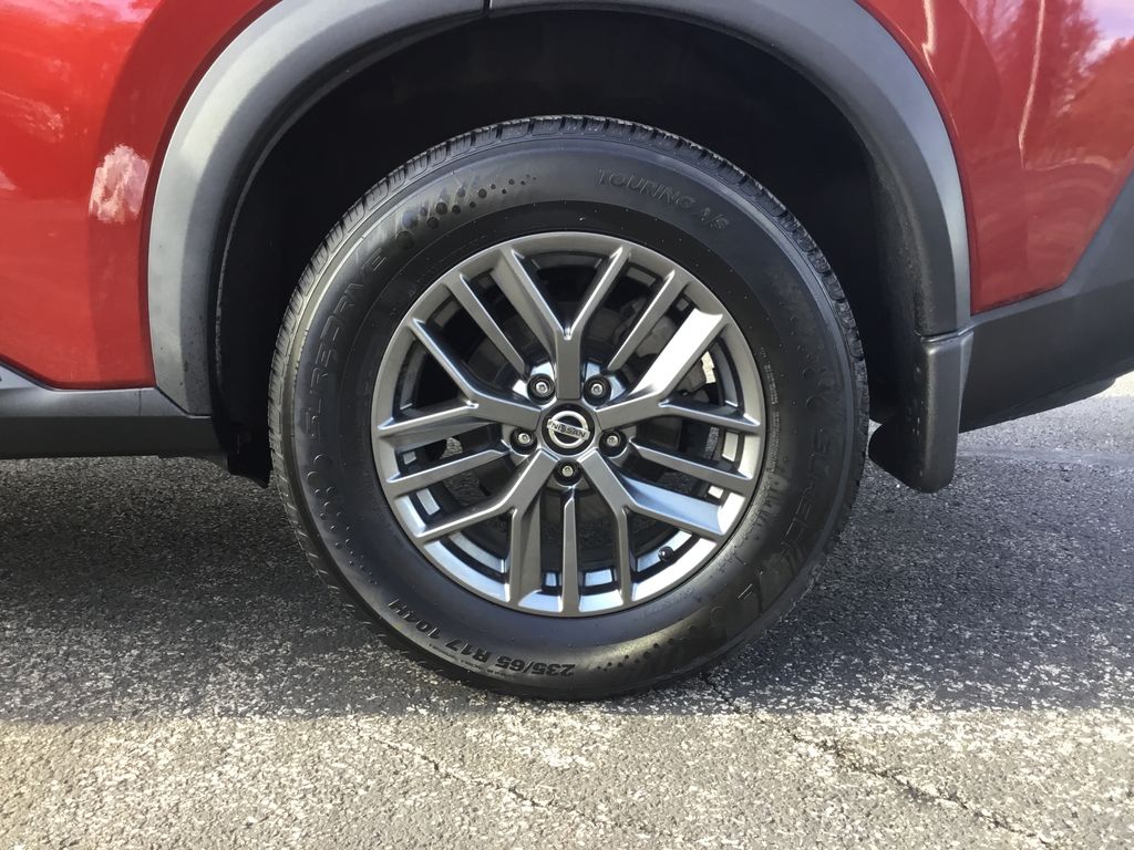 Thumbnail: 2021 Nissan Rogue - 10