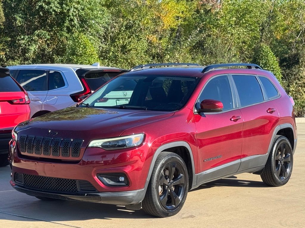 2019 Jeep Cherokee Altitude Red at Durrett Motor Company