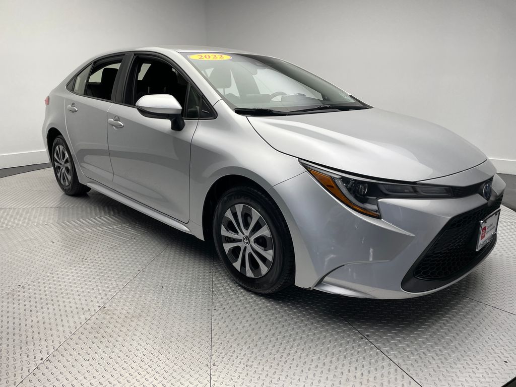 Thumbnail: 2022 Toyota Corolla - 3
