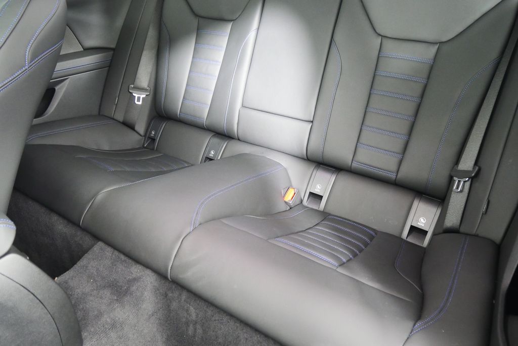 Thumbnail: 2026 BMW 4 Series - 15