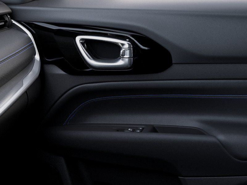New 2026 Black Jeep Latitude image 26