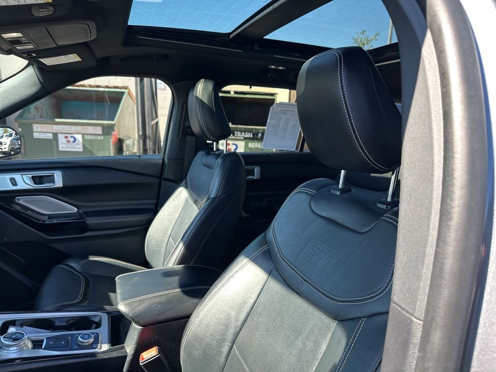 Used Car 2021 Ford Explorer  St For Sale Under $35,000 In Austin, Texas