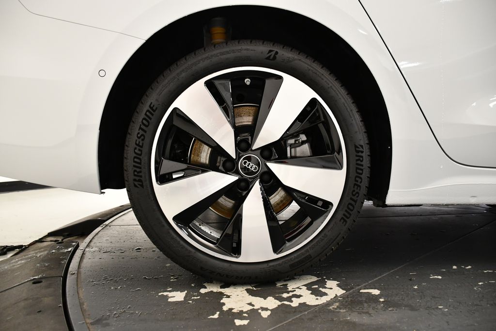 Thumbnail: 2025 Audi A5 - 15