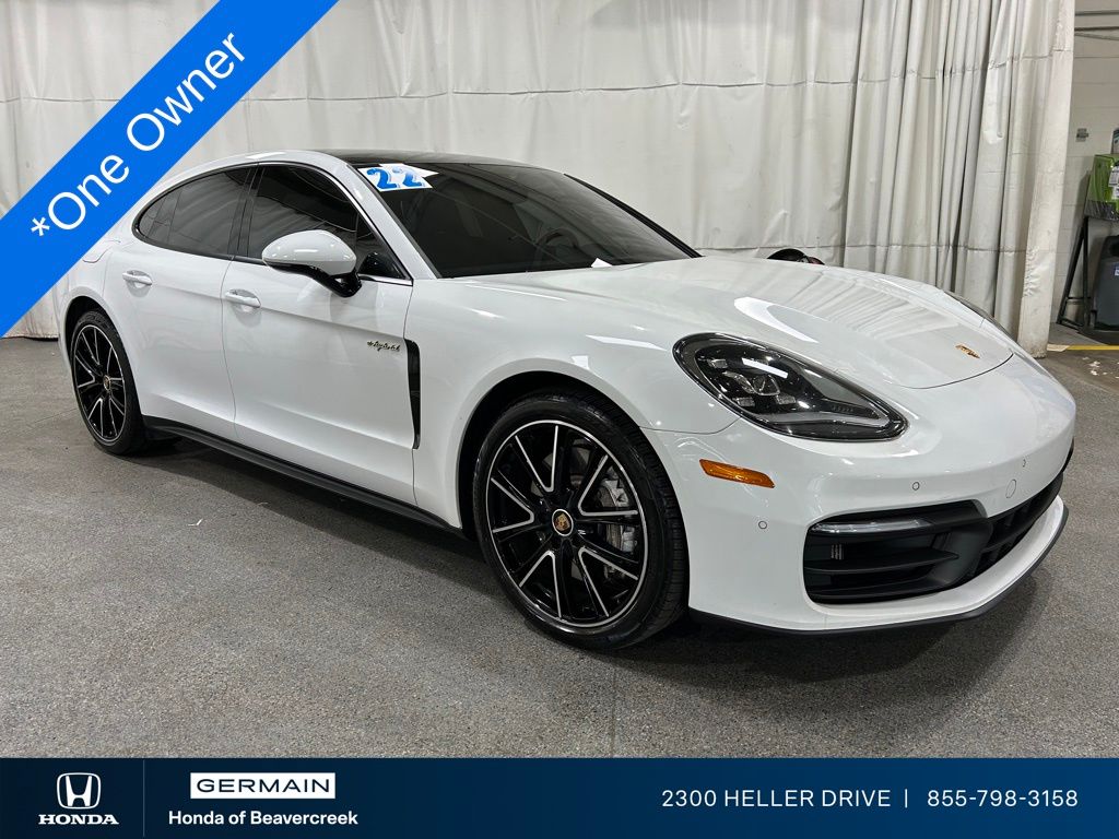 2022 Porsche Panamera