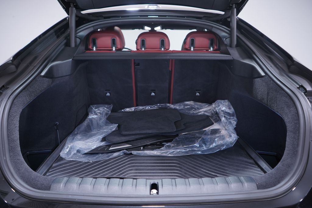 Thumbnail: 2023 BMW i4 - 23