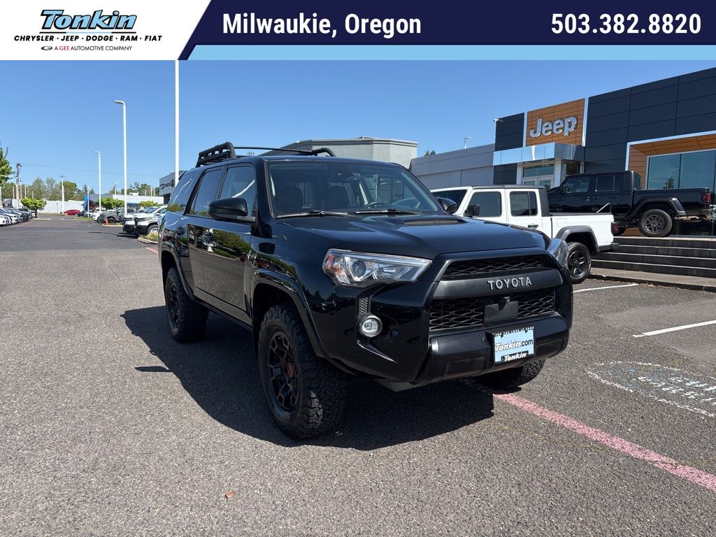 Midnight Black Metallic 2022 Toyota 4Runner SUV / Crossover Four-Wheel Drive 5-Speed Automatic