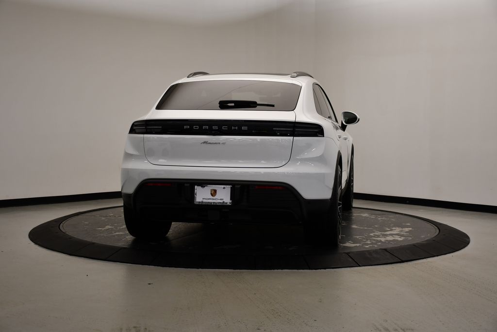 Thumbnail: 2025 Porsche Macan - 6