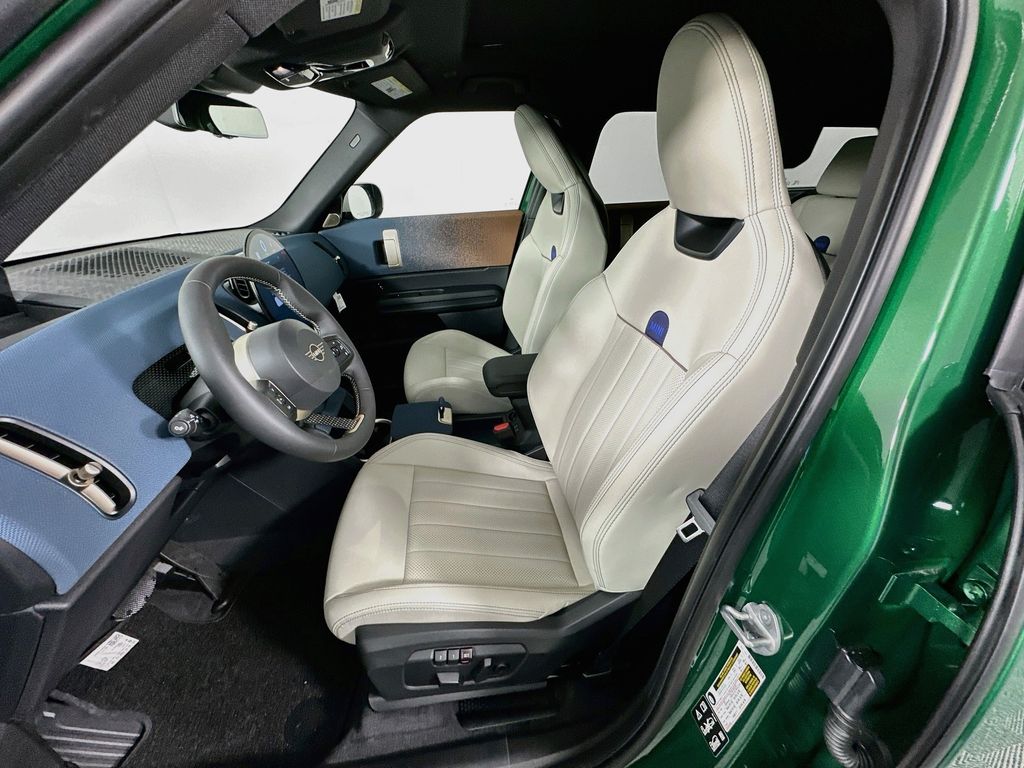 Thumbnail: 2027 MINI Cooper Countryman - 15