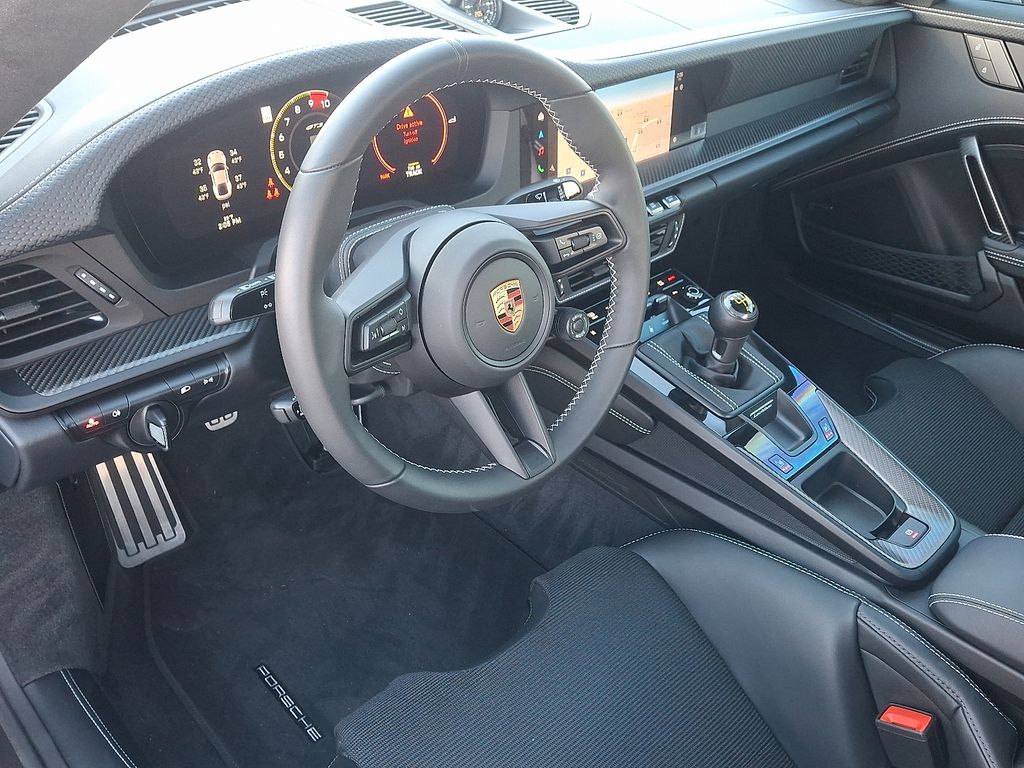 Thumbnail: 2026 Porsche 911 - 4