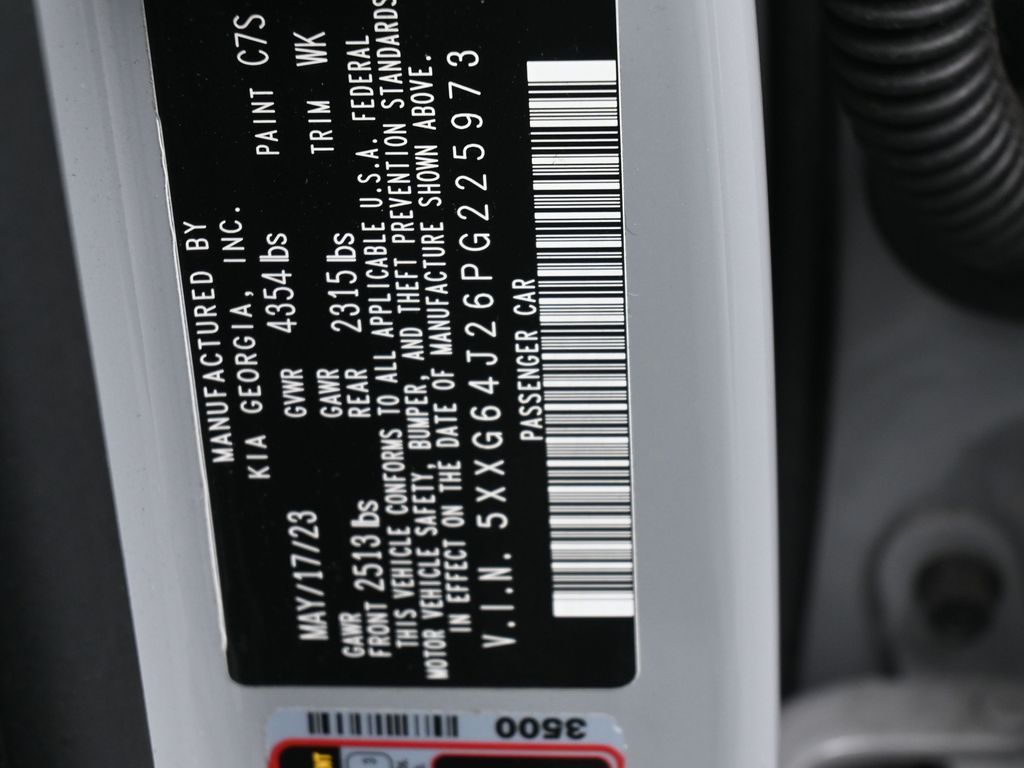 Used 2023 Wolf Gray Kia GT-Line image 16