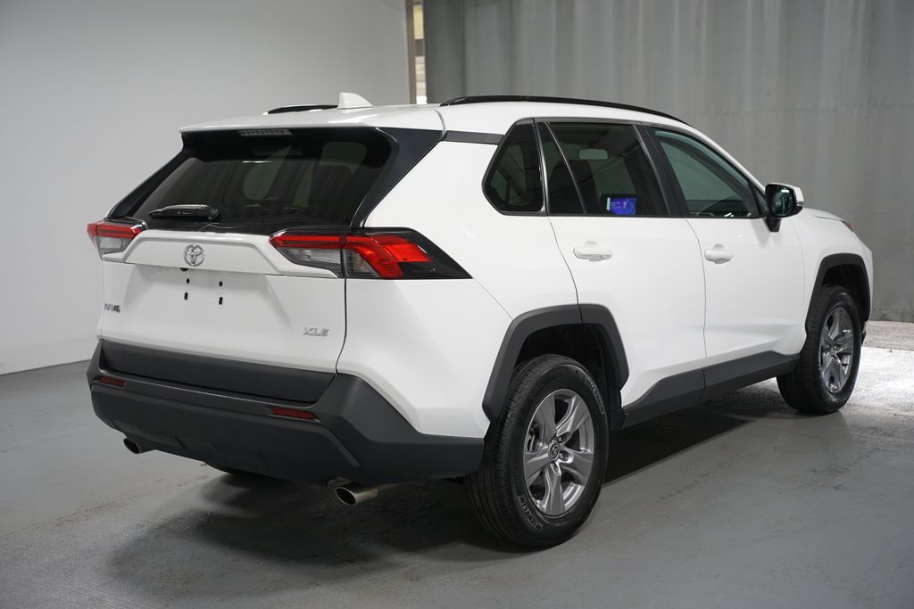 Thumbnail: 2024 Toyota RAV4 - 8