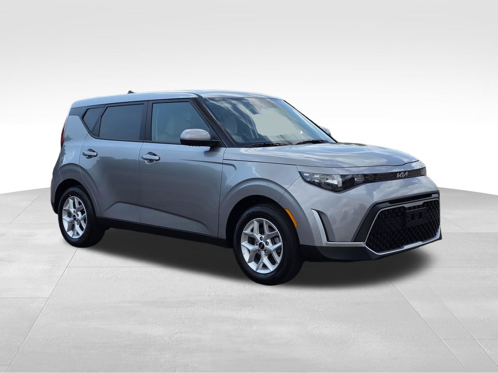 Used 2025 Kia Soul Hatchback