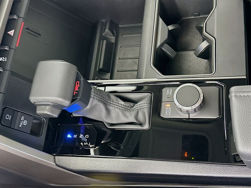 Thumbnail: 2024 Toyota Tundra - 17