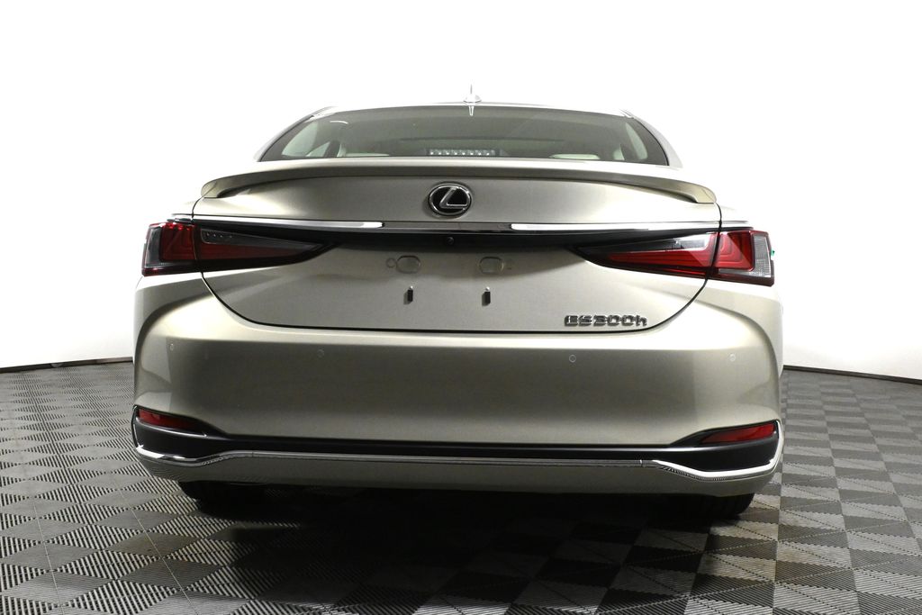 Thumbnail: 2025 Lexus ES - 6
