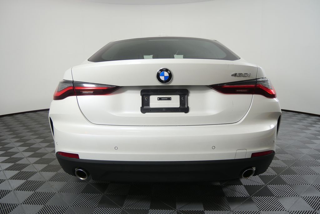 Thumbnail: 2025 BMW 4 Series - 4