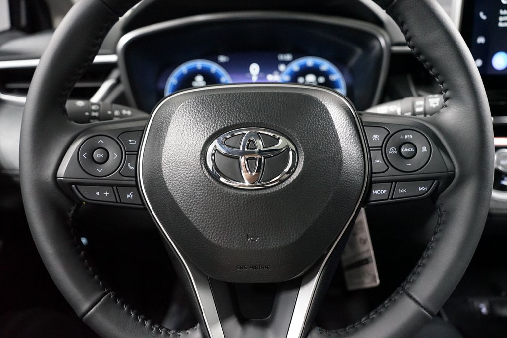 Thumbnail: 2026 Toyota Corolla Cross - 12