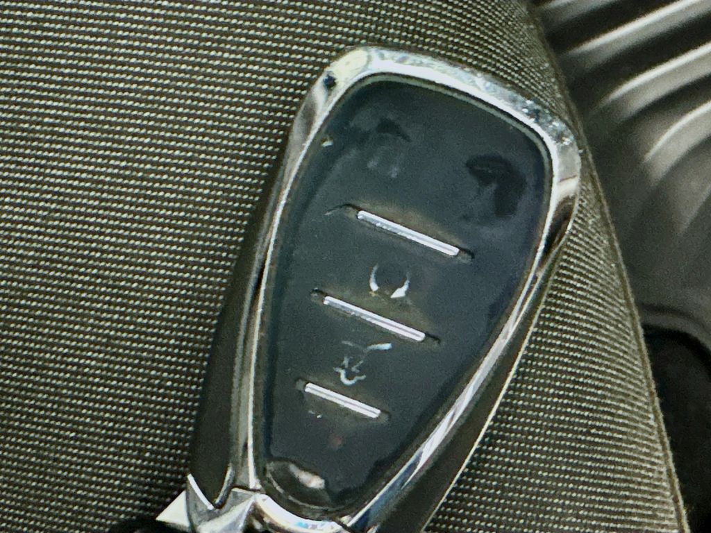 Used Car 2019 Chevrolet Equinox  Lt For Sale Under $20,000 In Austin, Texas