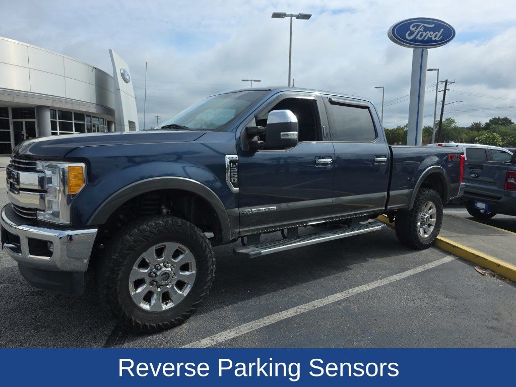2017 Ford F-250 Super Duty LARIAT