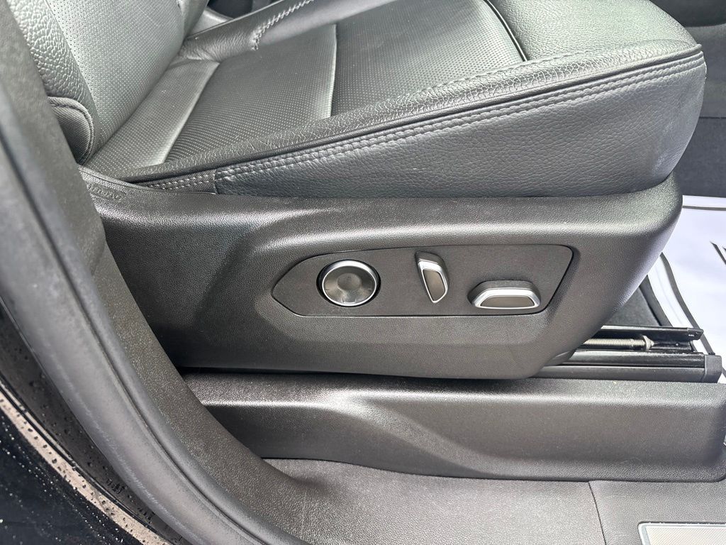 Used 2024 GMC Yukon SUV