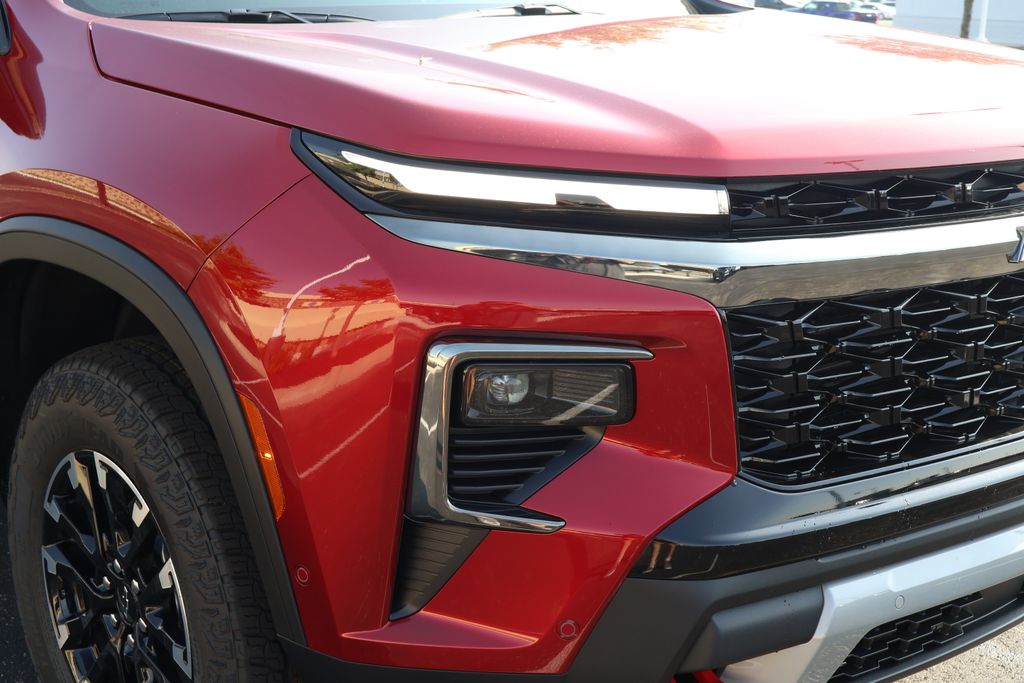 Thumbnail: 2026 Chevrolet Traverse - 4