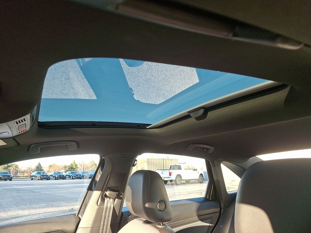 Thumbnail: 2025 Volkswagen Jetta - 14