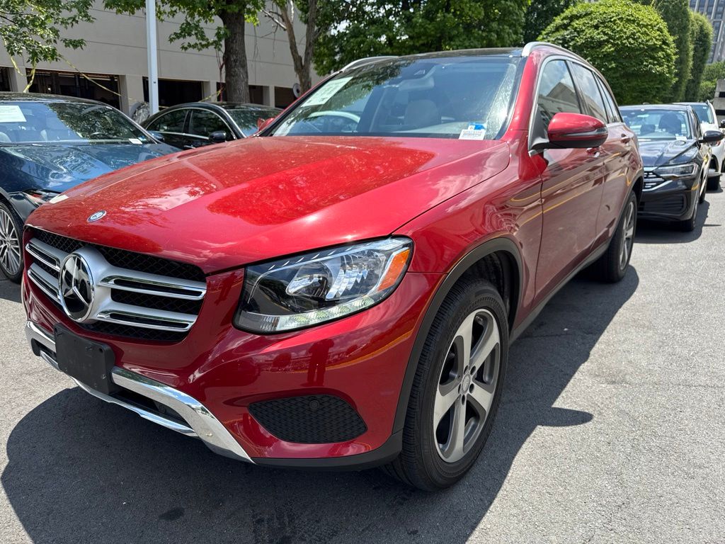 2016 Mercedes-Benz GLC 300 -
                  Vienna, VA
