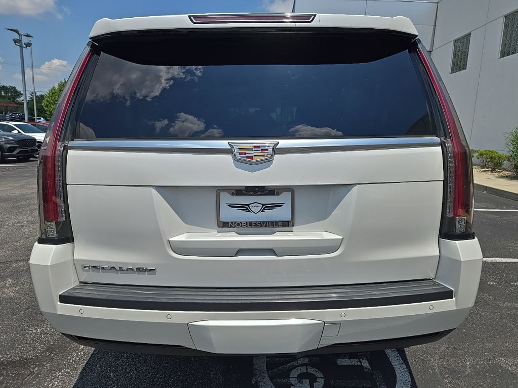 Thumbnail: 2017 Cadillac Escalade - 7