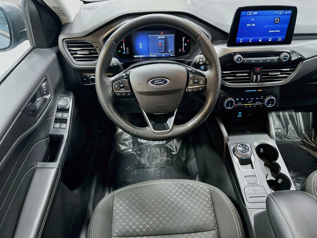 Used 2023 Vapor Blue Ford Active image 21
