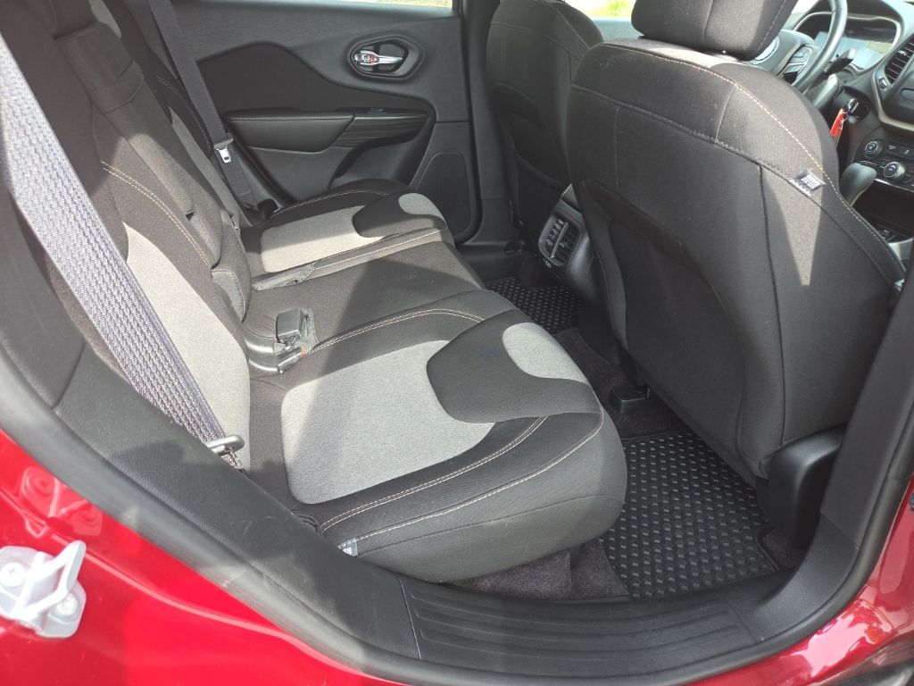 Used 2017 Red Jeep Sport image 10